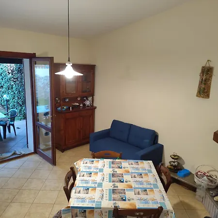 Ferienhaus Vittorio House Indipendente Con Giardino A Villasimius