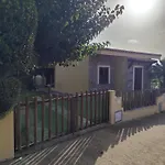 Vittorio House Indipendente Con Giardino A בית נופש וילסימיוס