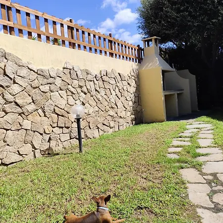Vittorio House Indipendente Con Giardino A בית נופש *