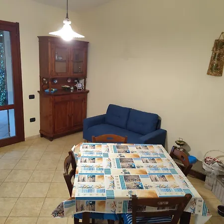 Vittorio House Indipendente Con Giardino A וילסימיוס