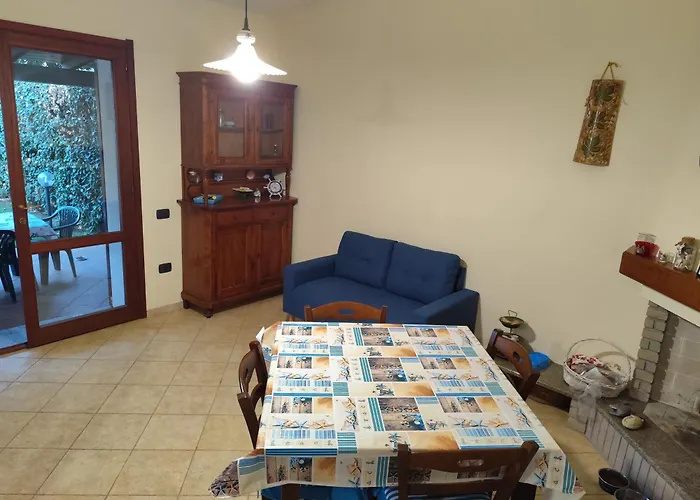 Vittorio House Indipendente Con Giardino A Villasimius